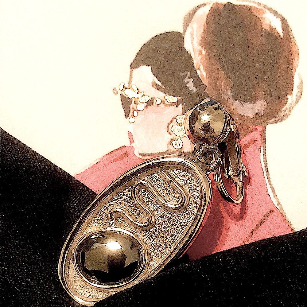 Rare Oval Shaped Vintage Clip-On Earrings